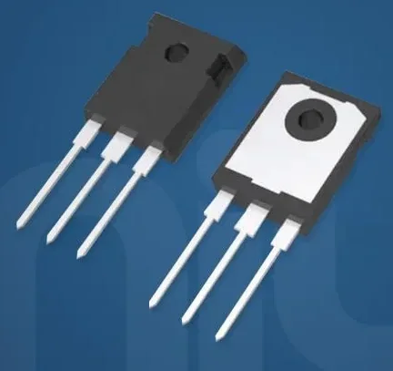 Dois semicondutores de potência em encapsulamento TO-247, um deles com a face metálica voltada para a frente