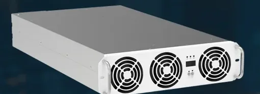 Módulo de recarga V2G de 22 kW, com três ventiladores no painel frontal