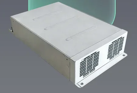 Módulo de recarga de 6 kW diante de um escudo verde translúcido, que simboliza a proteção